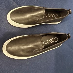Calvin Klein slip on leather shoes sz 6.5